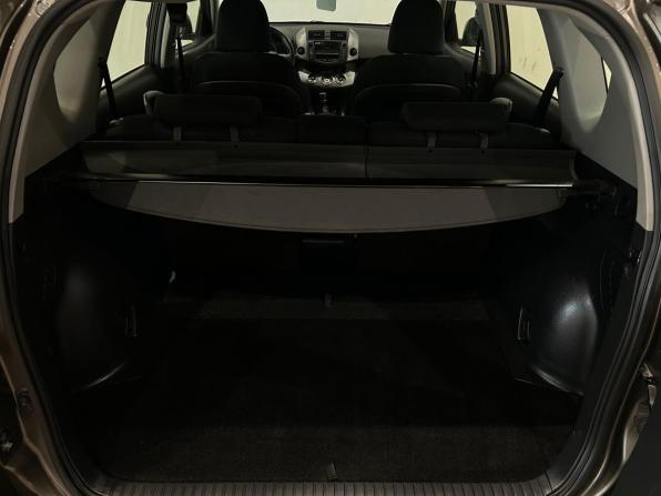 Toyota RAV4 III (XA30) Рестайлинг с пробегом 2012 года, цена 1 229 000 рублей, 196911 км, внедорожник, Автокод Объявления