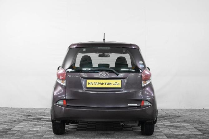 Toyota Ractis II с пробегом 2014 года, цена 939 000 рублей, 121600 км, хэтчбек, Автокод Объявления