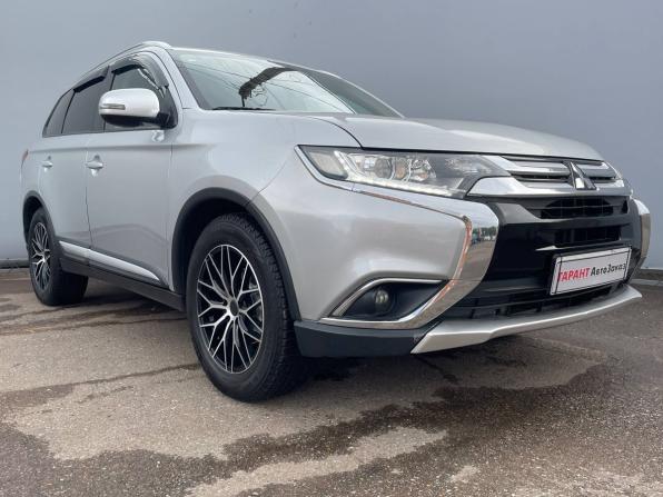 Mitsubishi Outlander III Рестайлинг 2 с пробегом 2015 года, цена 1 720 000 рублей, 185720 км, внедорожник, Автокод Объявления