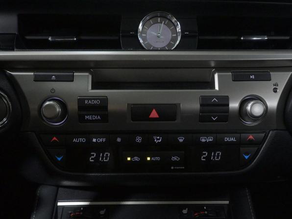Lexus ES VI Рестайлинг с пробегом 2016 года, цена 2 440 000 рублей, 148594 км, седан, Автокод Объявления