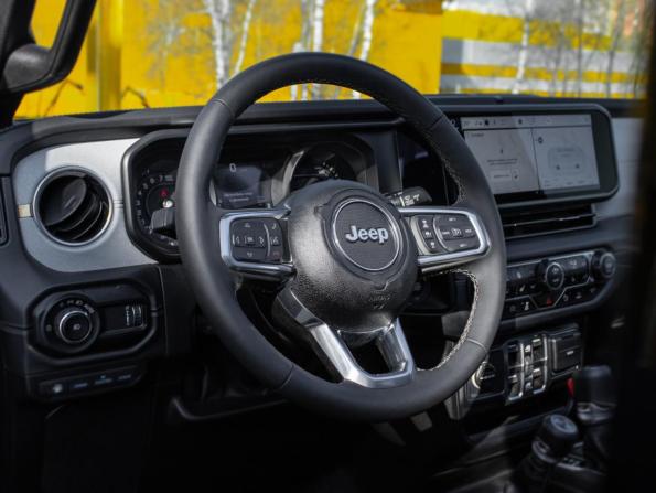 Jeep Wrangler IV (JL) Рестайлинг с пробегом 2025 года, цена 7 324 837 рублей, 2874 км, внедорожник, Автокод Объявления