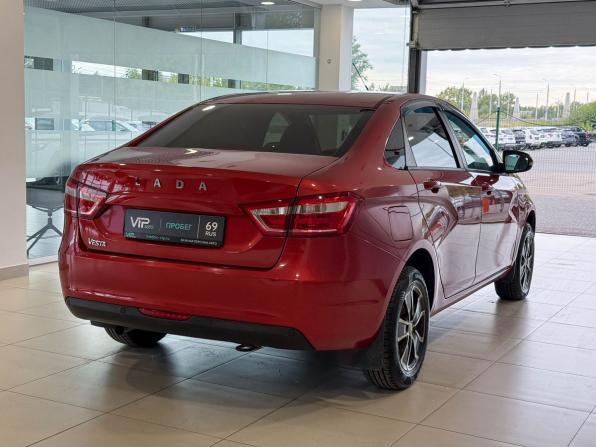 Lada (ВАЗ) Vesta I с пробегом 2017 года, цена 727 000 рублей, 106008 км, седан, Автокод Объявления