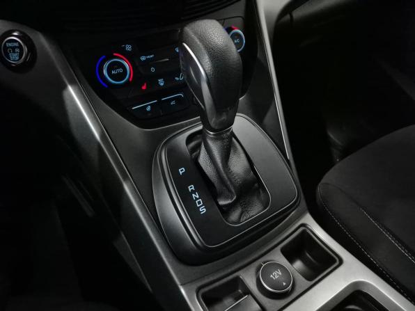 Ford Kuga II Рестайлинг с пробегом 2018 года, цена 1 620 000 рублей, 163663 км, внедорожник, Автокод Объявления