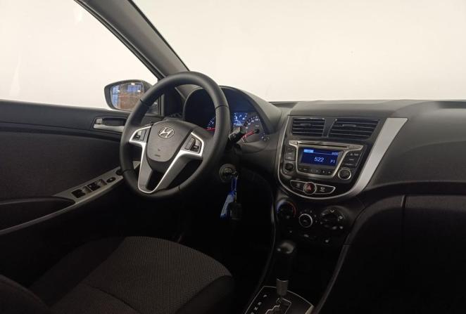 Hyundai Solaris I с пробегом 2011 года, цена 890 000 рублей, 105063 км, седан, Автокод Объявления
