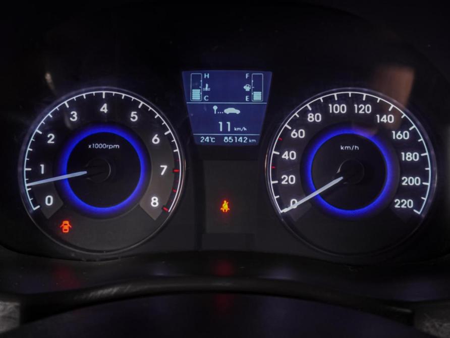 Hyundai Solaris I Рестайлинг Воронеж  - изображение 17