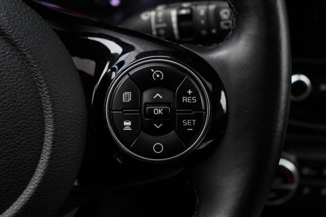 Kia Soul III с пробегом 2021 года, цена 2 450 000 рублей, 59654 км, хэтчбек, Автокод Объявления
