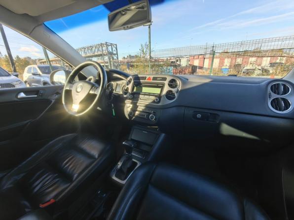 Volkswagen Tiguan I с пробегом 2010 года, цена 699 000 рублей, 498899 км, внедорожник, Автокод Объявления