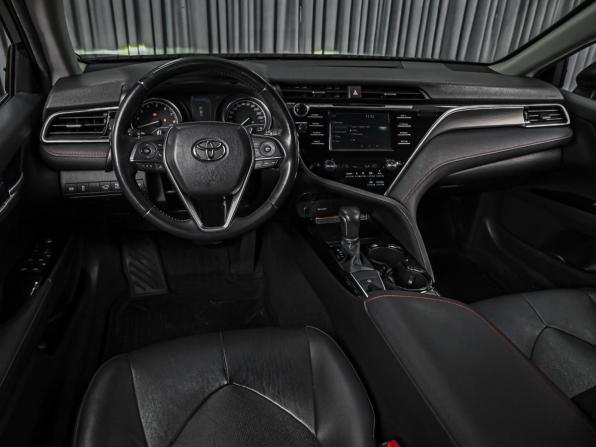 Toyota Camry VIII (XV70) с пробегом 2020 года, цена 2 849 000 рублей, 90174 км, седан, Автокод Объявления