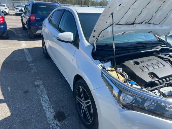 Toyota Corolla XI (E160 E170 E180) с пробегом 2013 года, цена 1 327 000 рублей, 157000 км, седан, Автокод Объявления