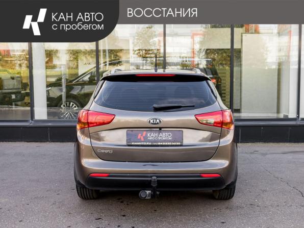 Kia Ceed II с пробегом 2013 года, цена 880 700 рублей, 200228 км, универсал, Автокод Объявления
