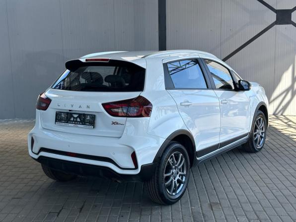 Livan X3 Pro с пробегом 2024 года, цена 1 386 000 рублей, 26000 км, внедорожник, Автокод Объявления
