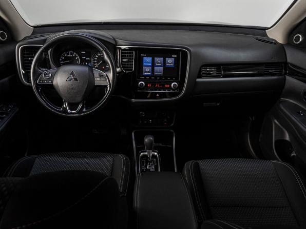 Mitsubishi Outlander III Рестайлинг 3 с пробегом 2022 года, цена 2 690 000 рублей, 121036 км, внедорожник, Автокод Объявления