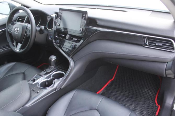 Toyota Camry VIII (XV70) Рестайлинг с пробегом 2021 года, цена 2 945 000 рублей, 119063 км, седан, Автокод Объявления