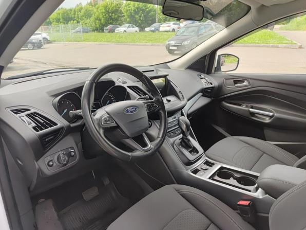 Ford Kuga II Рестайлинг с пробегом 2017 года, цена 1 899 800 рублей, 67258 км, внедорожник, Автокод Объявления