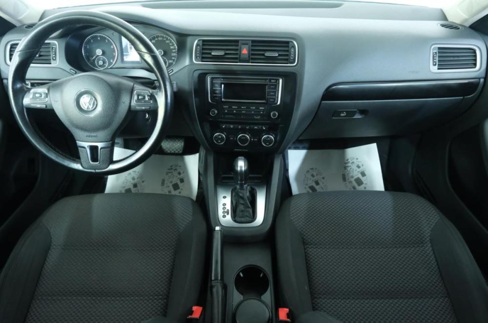 Volkswagen Jetta VI Омск  - изображение 14