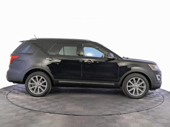 Ford Explorer V Рестайлинг с пробегом 2017 года, цена 2 610 000 рублей, 147837 км, внедорожник, Автокод Объявления
