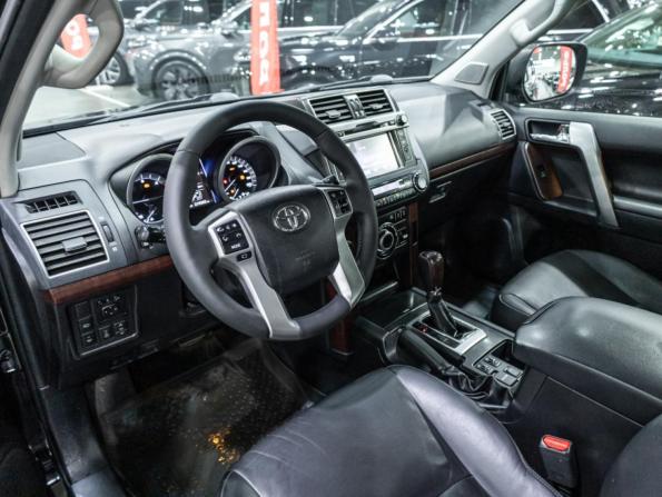 Toyota Land Cruiser Prado 150 Series Рестайлинг 1 с пробегом 2013 года, цена 2 949 000 рублей, 219150 км, внедорожник, Автокод Объявления