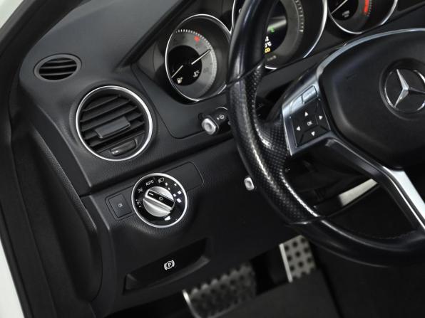 Mercedes-Benz C-Класс III (W204) Рестайлинг с пробегом 2012 года, цена 1 299 000 рублей, 148000 км, купе, Автокод Объявления