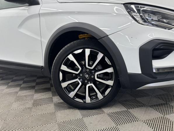 Lada (ВАЗ) Vesta I Рестайлинг (NG) с пробегом 2023 года, цена 1 399 000 рублей, 44558 км, седан, Автокод Объявления