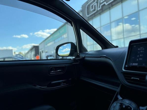 Toyota Noah III (R80) Рестайлинг с пробегом 2019 года, цена 2 999 000 рублей, 94163 км, минивэн, Автокод Объявления