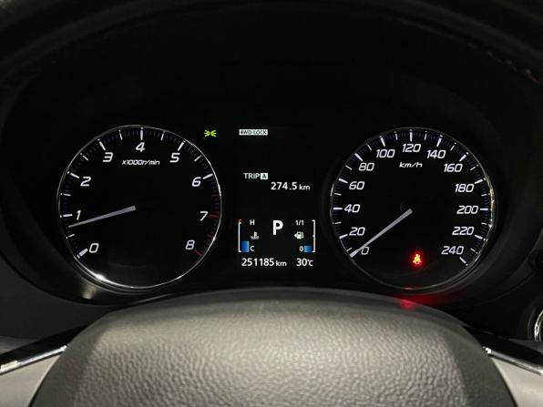 Mitsubishi Outlander III Рестайлинг 2 с пробегом 2015 года, цена 1 450 000 рублей, 251184 км, внедорожник, Автокод Объявления