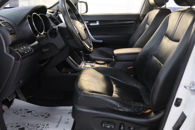 Kia Sorento II с пробегом 2011 года, цена 1 629 000 рублей, 142000 км, внедорожник, Автокод Объявления