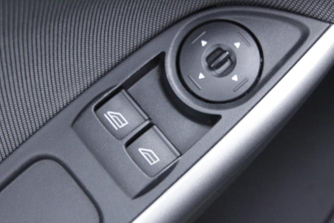 Ford Focus III с пробегом 2013 года, цена 1 100 000 рублей, 128231 км, хэтчбек, Автокод Объявления