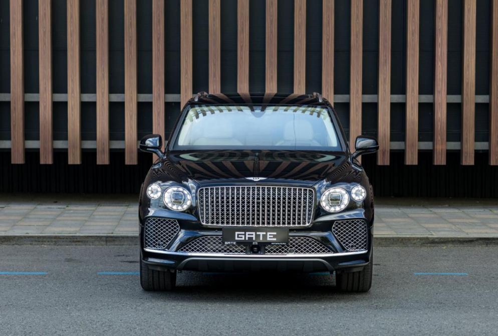 Bentley Bentayga I Рестайлинг Москва  - изображение 9