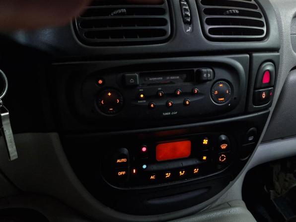 Renault Scenic I Рестайлинг с пробегом 2000 года, цена 349 000 рублей, 267108 км, минивэн, Автокод Объявления