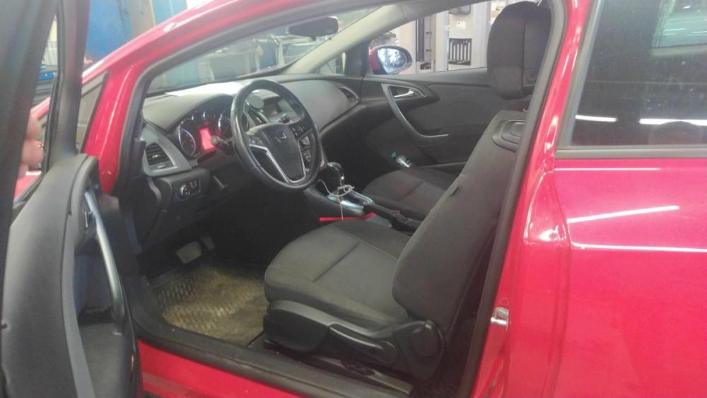Opel Astra J Рестайлинг Санкт-Петербург  - изображение 5