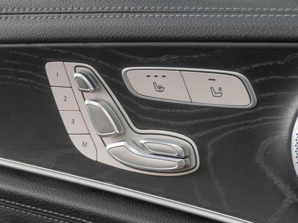 Mercedes-Benz E-Класс V (W213 S213 C238) с пробегом 2017 года, цена 2 469 000 рублей, 311321 км, седан, Автокод Объявления