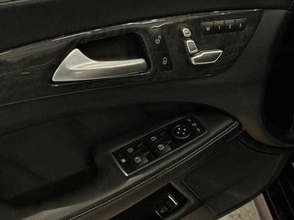 Mercedes-Benz CLS II (C218) Рестайлинг с пробегом 2017 года, цена 2 999 000 рублей, 174053 км, универсал, Автокод Объявления