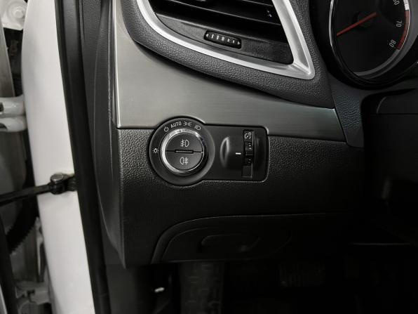 Opel Mokka I с пробегом 2014 года, цена 1 045 000 рублей, 204409 км, внедорожник, Автокод Объявления