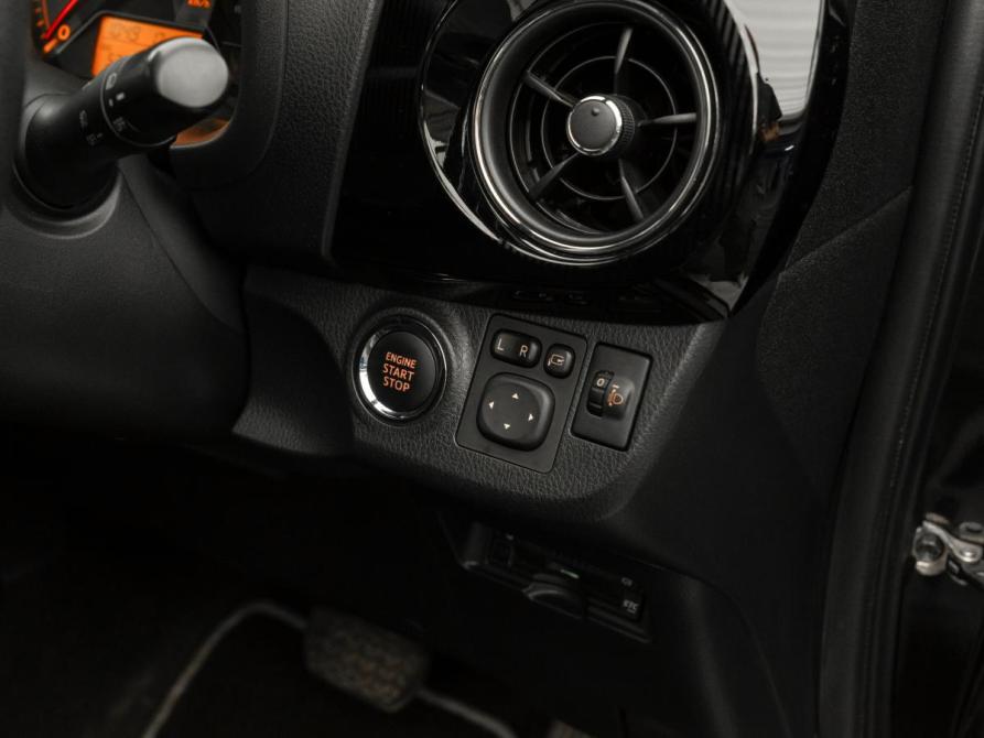 Toyota Vitz III (XP130) Рестайлинг Москва  - изображение 14