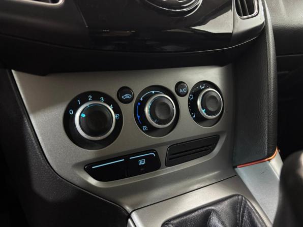 Ford Focus III с пробегом 2011 года, цена 670 000 рублей, 221435 км, хэтчбек, Автокод Объявления