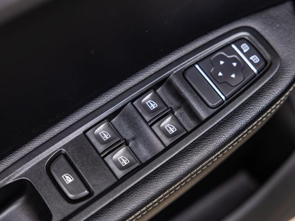 Renault Arkana I с пробегом 2021 года, цена 1 298 000 рублей, 47248 км, внедорожник, Автокод Объявления