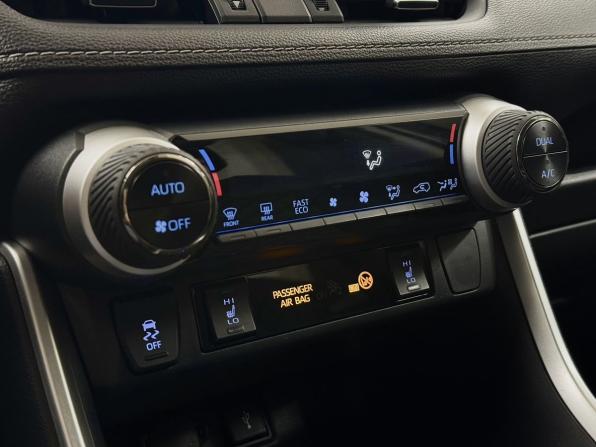Toyota RAV4 V (XA50) с пробегом 2021 года, цена 2 800 000 рублей, 153491 км, внедорожник, Автокод Объявления