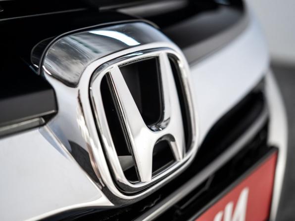 Honda Vezel I с пробегом 2014 года, цена 1 495 000 рублей, 141164 км, внедорожник, Автокод Объявления