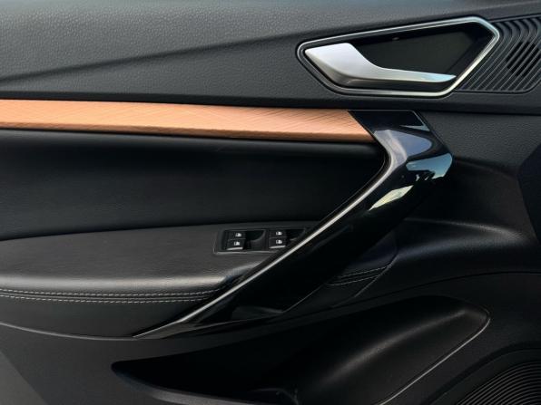 Lada (ВАЗ) Vesta I Рестайлинг (NG) с пробегом 2023 года, цена 1 279 000 рублей, 64000 км, седан, Автокод Объявления
