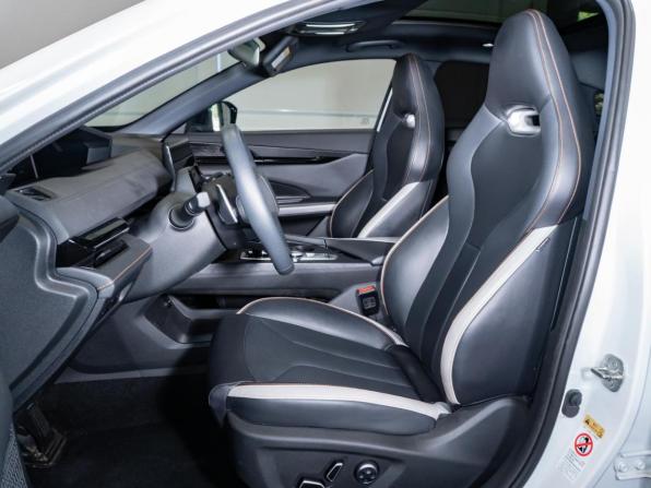 Changan UNI-V I с пробегом 2024 года, цена 2 190 000 рублей, 75901 км, лифтбек, Автокод Объявления