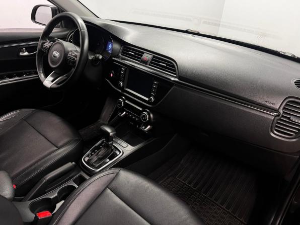 Kia Rio IV с пробегом 2018 года, цена 1 095 000 рублей, 230184 км, хэтчбек, Автокод Объявления