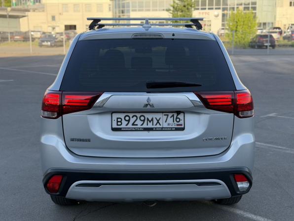 Mitsubishi Outlander III Рестайлинг 3 с пробегом 2018 года, цена 1 860 000 рублей, 123780 км, внедорожник, Автокод Объявления