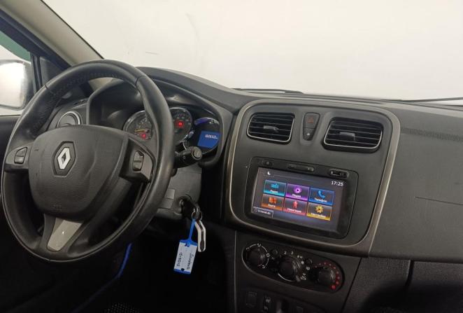 Renault Sandero II с пробегом 2014 года, цена 675 000 рублей, 102612 км, хэтчбек, Автокод Объявления
