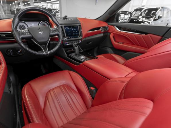 Maserati Levante I Рестайлинг с пробегом 2021 года, цена 7 100 000 рублей, 44325 км, внедорожник, Автокод Объявления