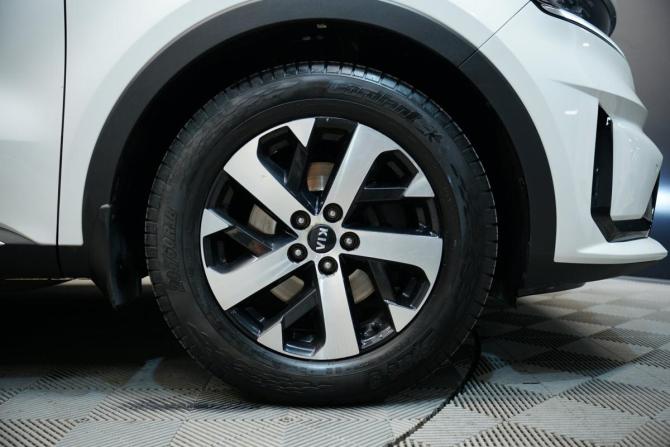 Kia Sorento IV с пробегом 2021 года, цена 3 390 000 рублей, 105300 км, внедорожник, Автокод Объявления