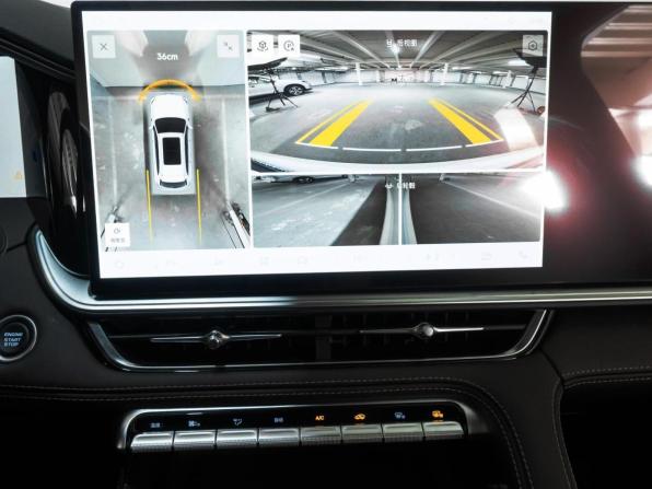 Geely Monjaro I Рестайлинг 2 с пробегом 2025 года, цена 4 269 000 рублей, 76 км, внедорожник, Автокод Объявления