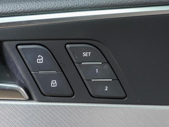 Audi A4 V (B9) Рестайлинг с пробегом 2019 года, цена 2 999 000 рублей, 77268 км, седан, Автокод Объявления
