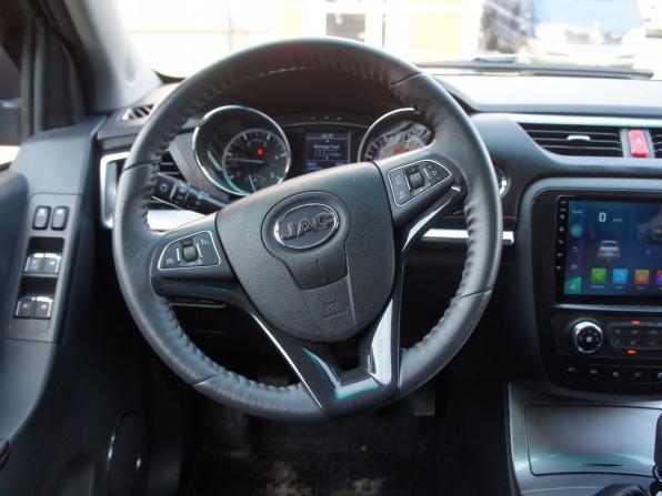 JAC T6 с пробегом 2023 года, цена 1 990 000 рублей, 25000 км, offers.body_type.unknown, Автокод Объявления