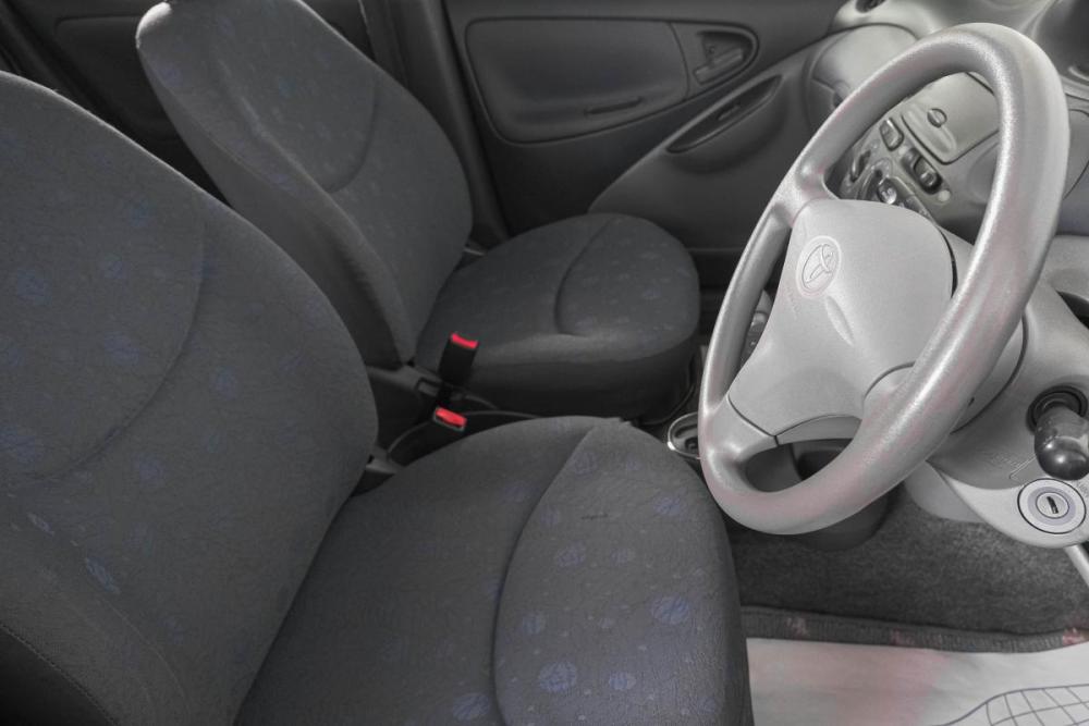 Toyota Vitz I (P10) Кемерово  - изображение 12