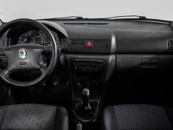 Skoda Octavia I (A4) Рестайлинг с пробегом 2001 года, цена 347 000 рублей, 269180 км, лифтбек, Автокод Объявления